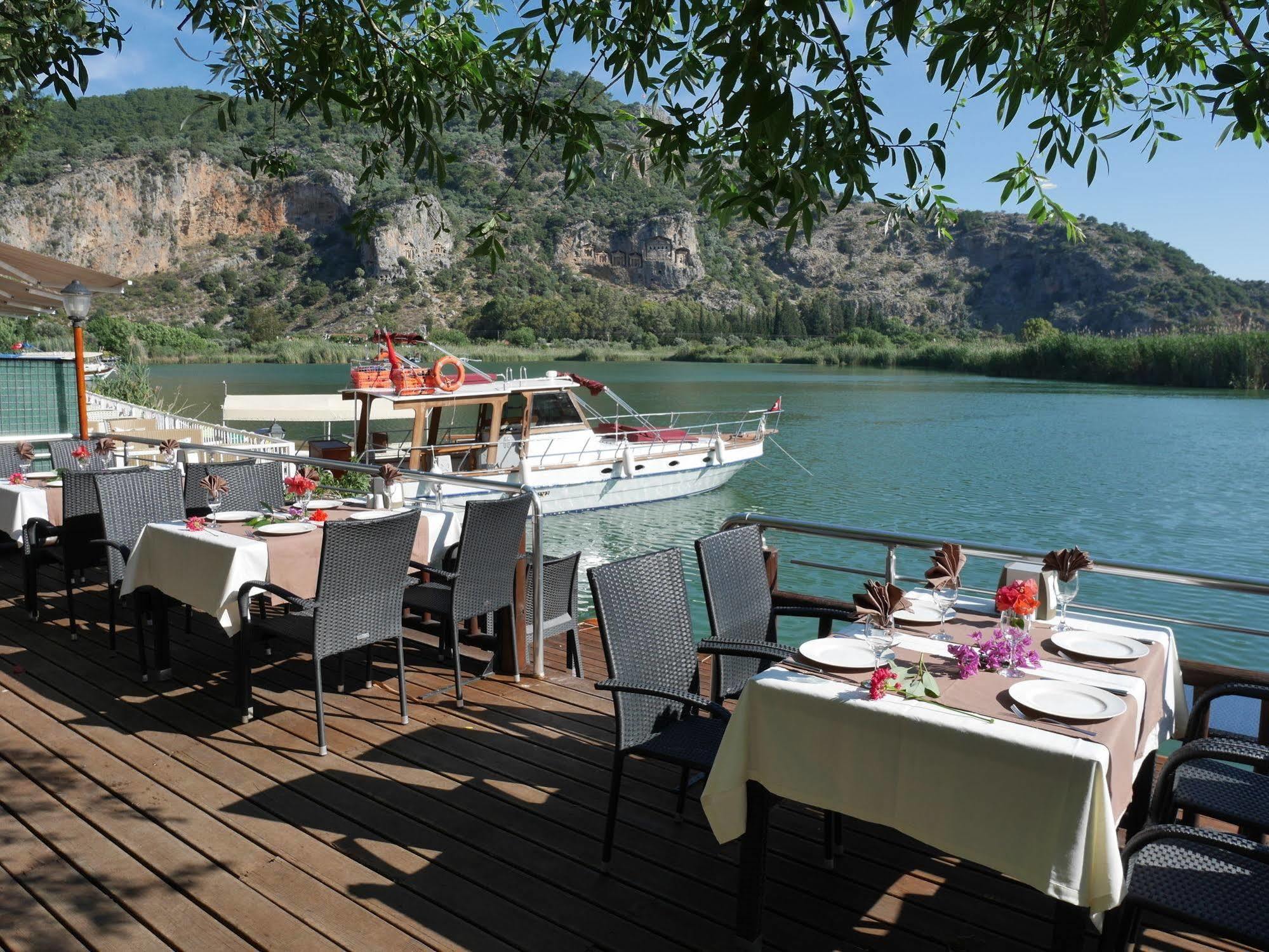 Longhouse Inn Hotel Dalyan Exteriér fotografie