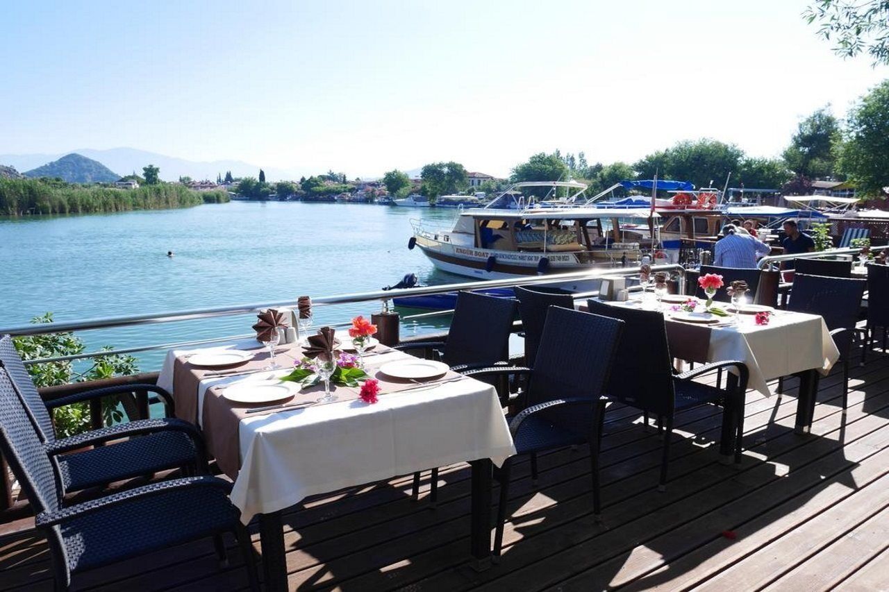 Longhouse Inn Hotel Dalyan Exteriér fotografie